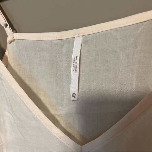 Free People tank top. Blush pink colour. Size XS - Picture 4 of 4